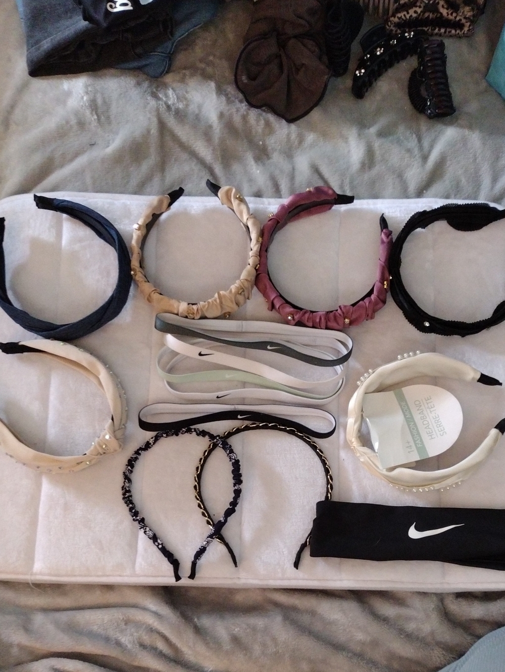 Mixed Color Women's Headband Lot - Black, Beige, Mauve, Navy, Cream